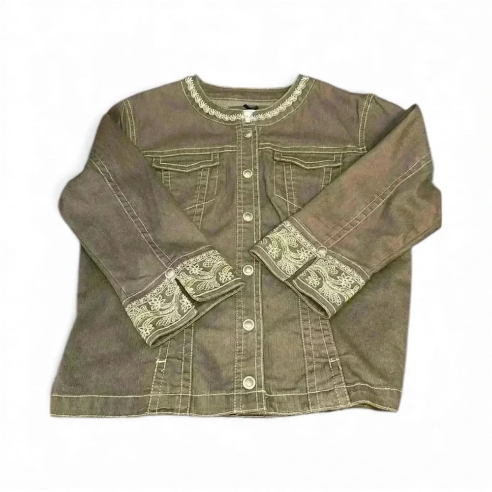 Live A Little Vintage Embroidered 3/4 Sleeve Jean Jacket w/ Snap Buttons Size M - Picture 2 of 15